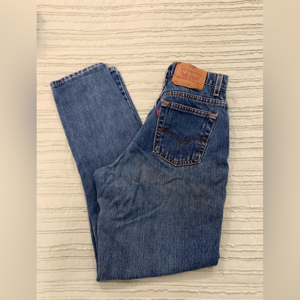 Vintage Levi 551 Relaxed Fit Tapered Leg High Rise Mom Jeans